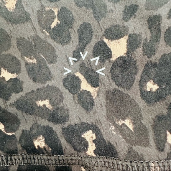Varley Montero Leggings Cropped Molten Leopard Animal Print Women's Size M Soft - Picture 7 of 10
